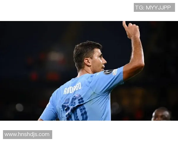 足球天团：十大绝美球星盛放